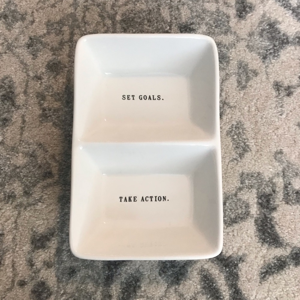 Rae Dunn tray